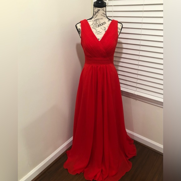 Stacees A-line V Neck Sleeveless Long Chiffon Dress - Picture 3 of 9